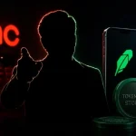 AMC CEO Publicly Criticizes Robinhood's Tokenized Stock Plan, Calling It Illegal And Unauthorized